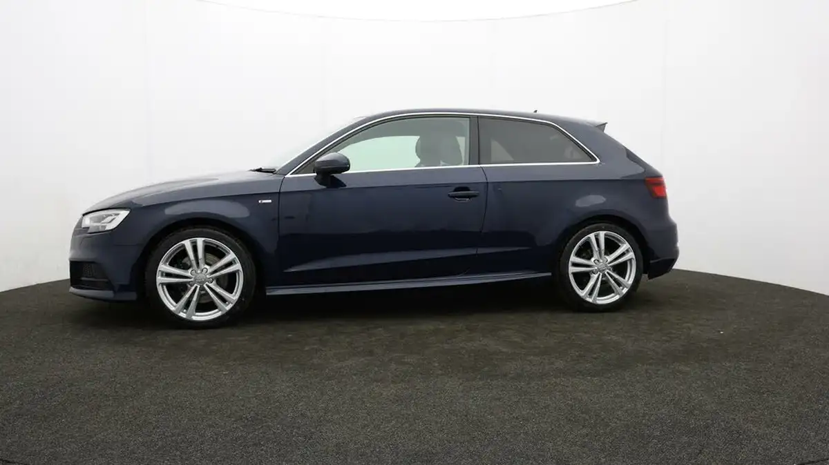 2017-audi-a3-20-tfsi-quattro-s-line-191ps-nav-hatchback-3d-big-59
