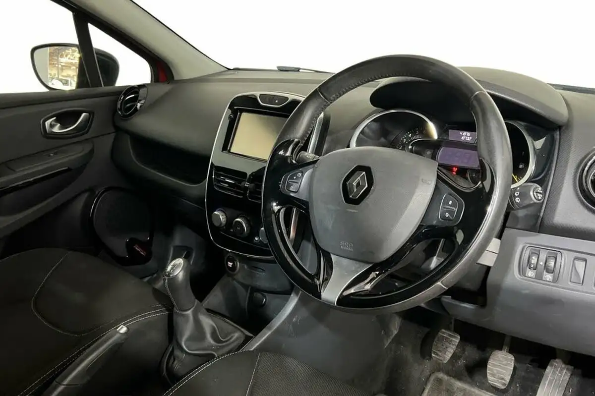2015-renault-clio-12-dynamique-big-6