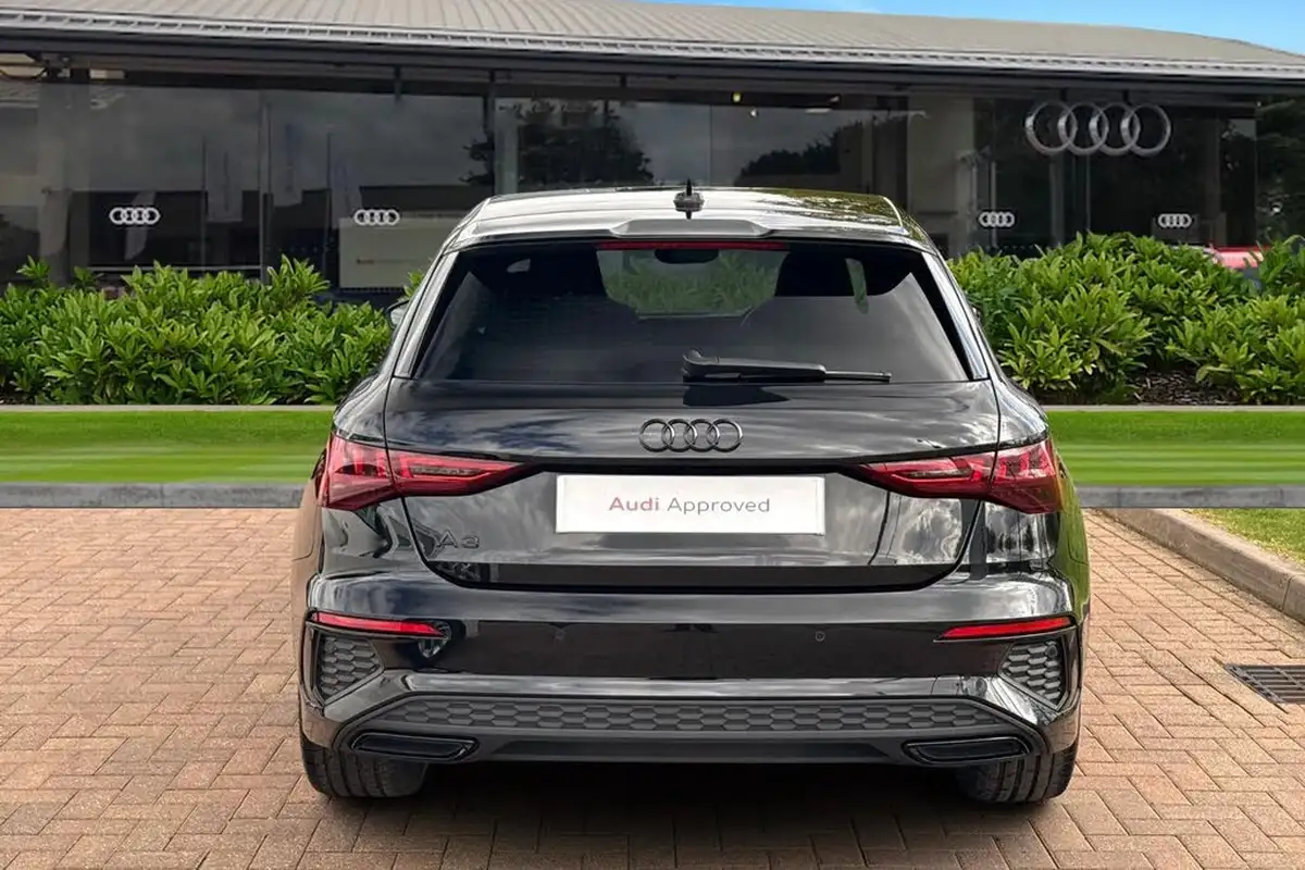 2024-audi-a3-15-35-tfsi-s-line-sportback-5d-tronic-big-3