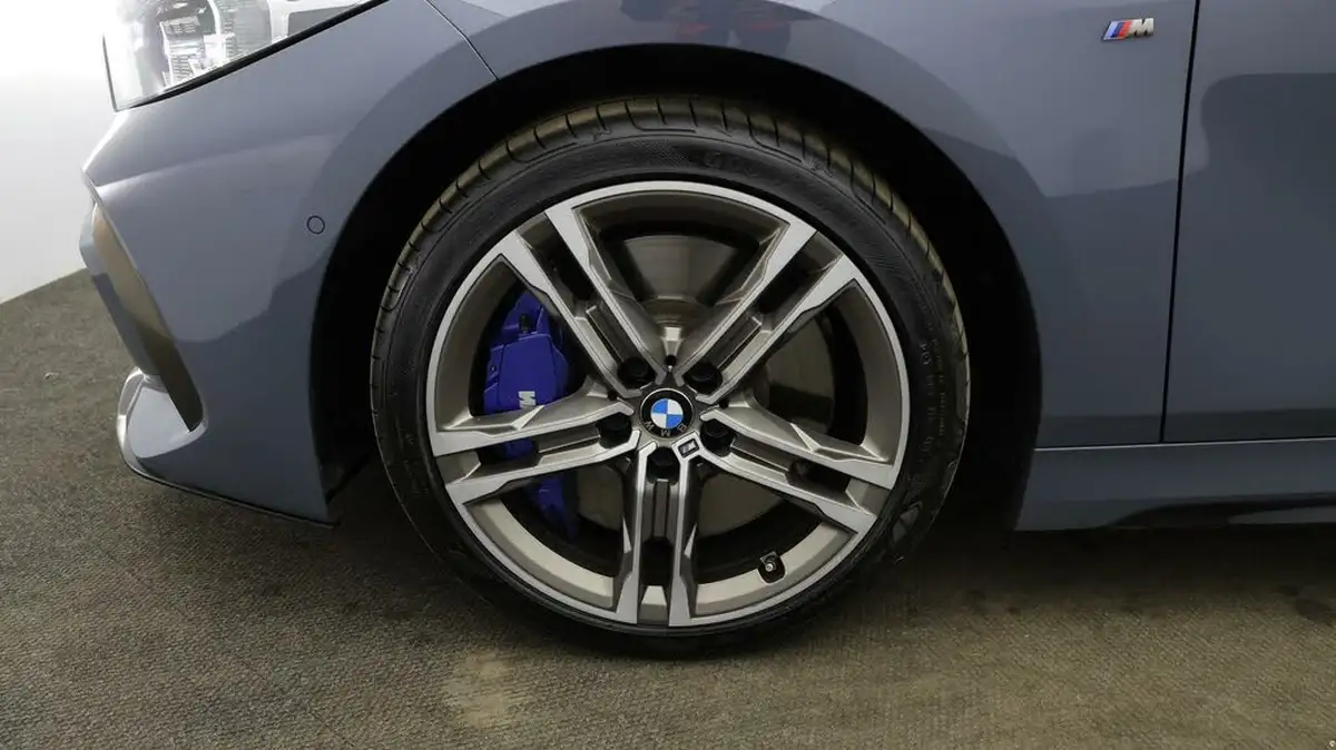 2020-bmw-1-series-20-m135i-xdrive-big-18