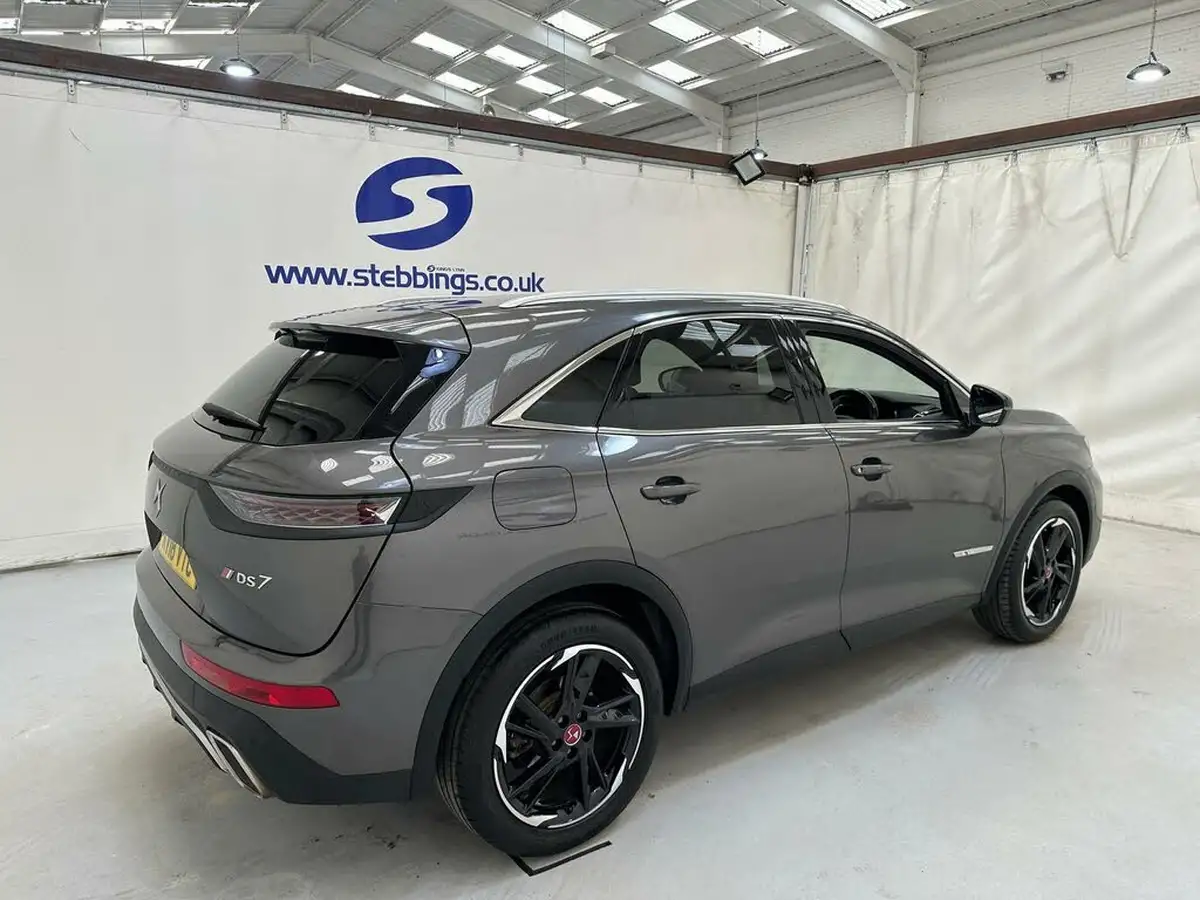 2018-ds-ds-7-crossback-16-puretech-performance-line-225ps-big-5