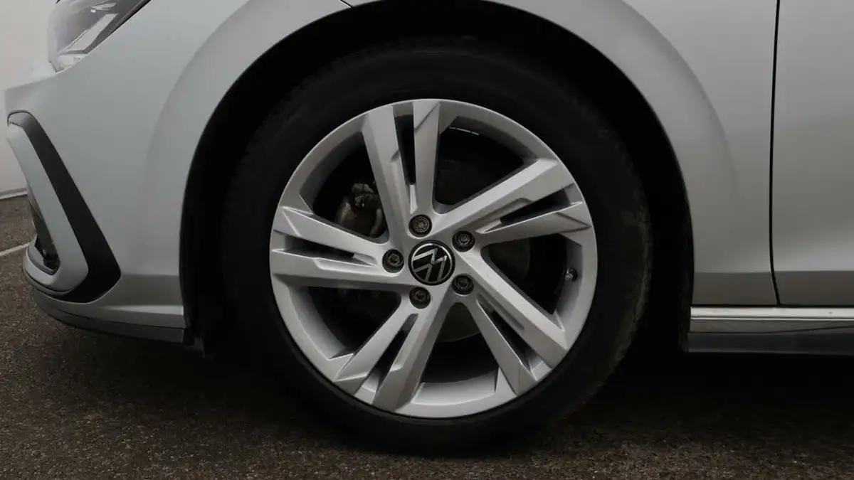 2020-volkswagen-golf-15-tsi-r-line-150ps-hatchback-5d-big-18