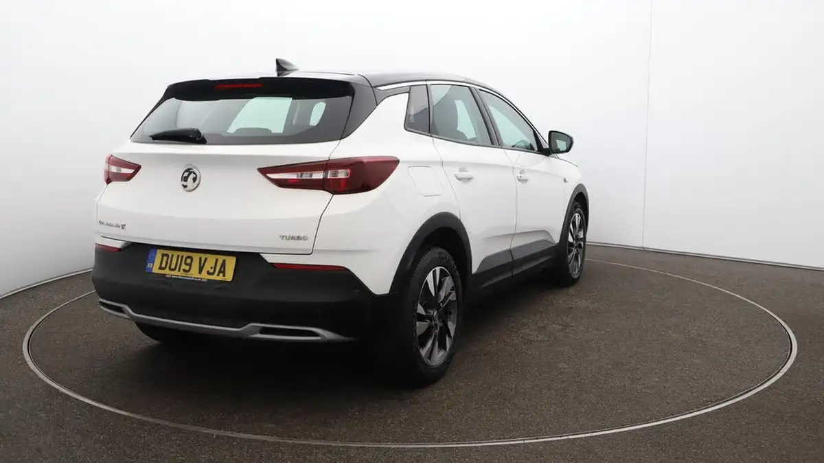 2019-vauxhall-grandland-x-12-sport-nav-big-55