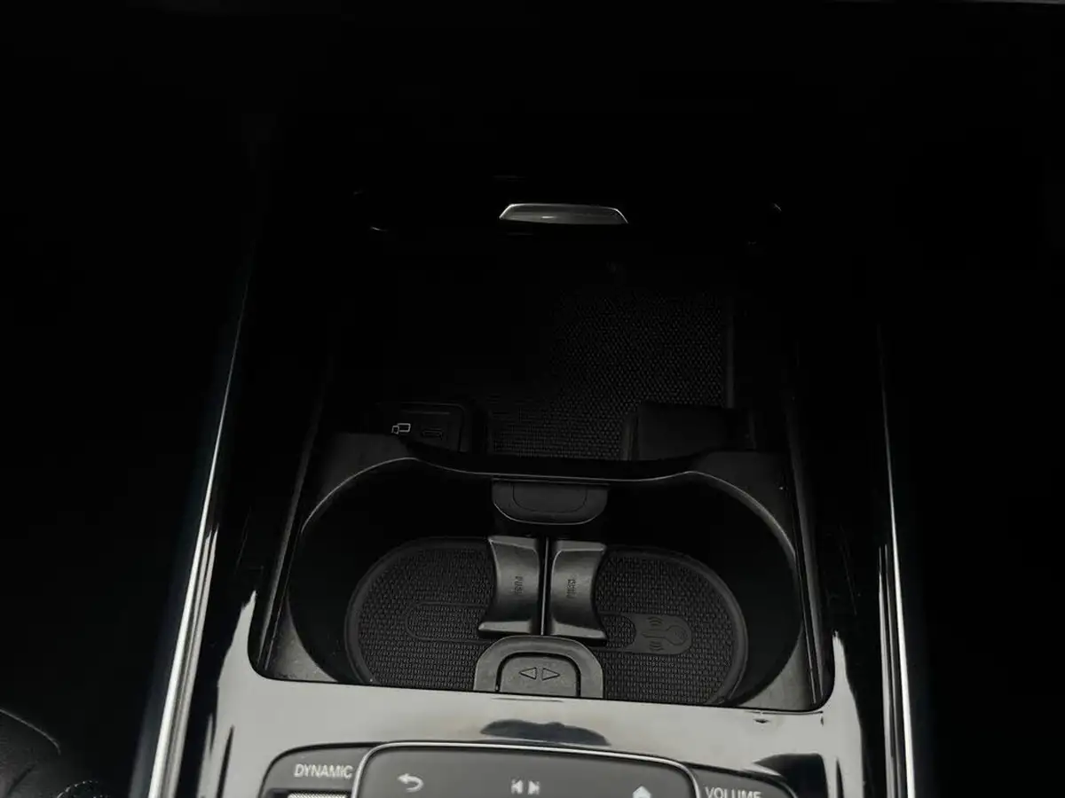 2022-mercedes-benz-gla-class-13-gla-180-sport-executive-big-34