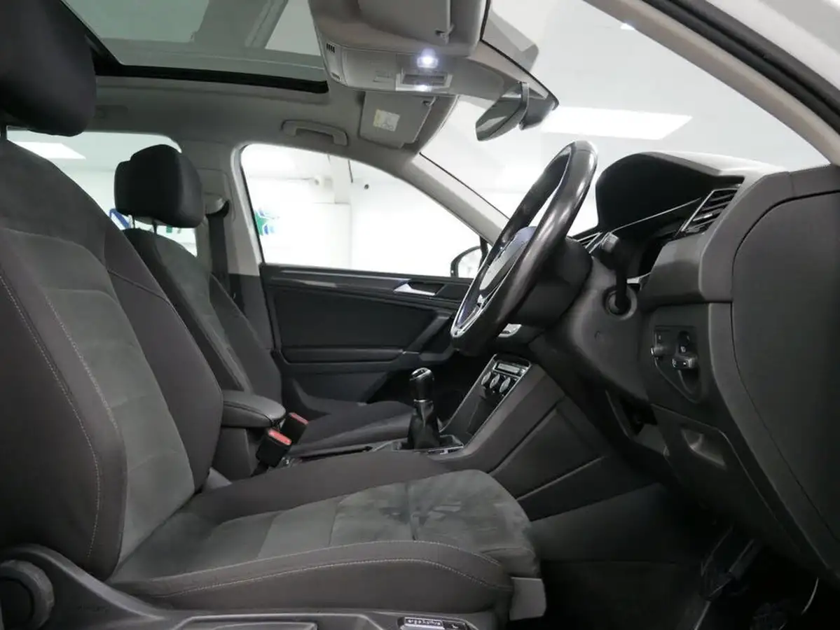 2018-volkswagen-tiguan-20tdi-sel-150ps-ss-big-12