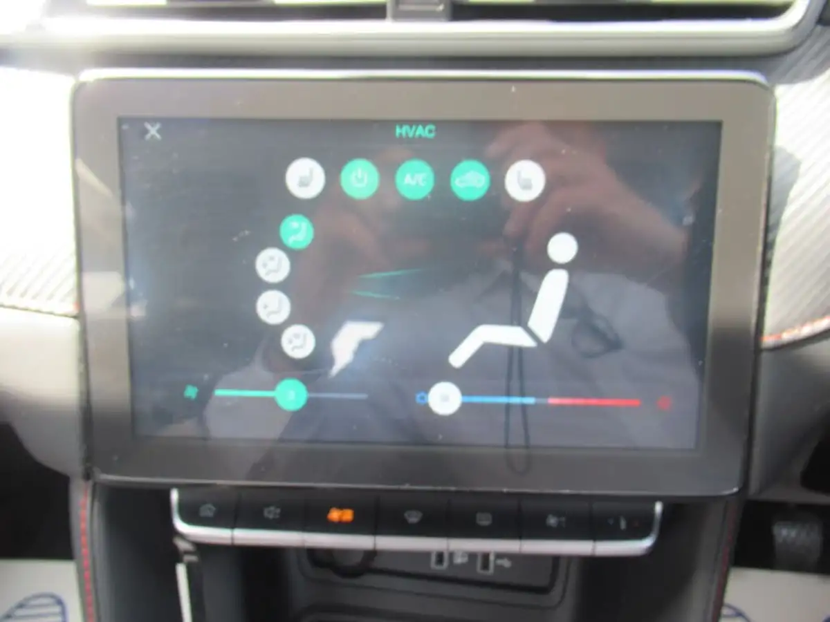 2022-mg-zs-suv-15-vti-tech-exclusive-big-21