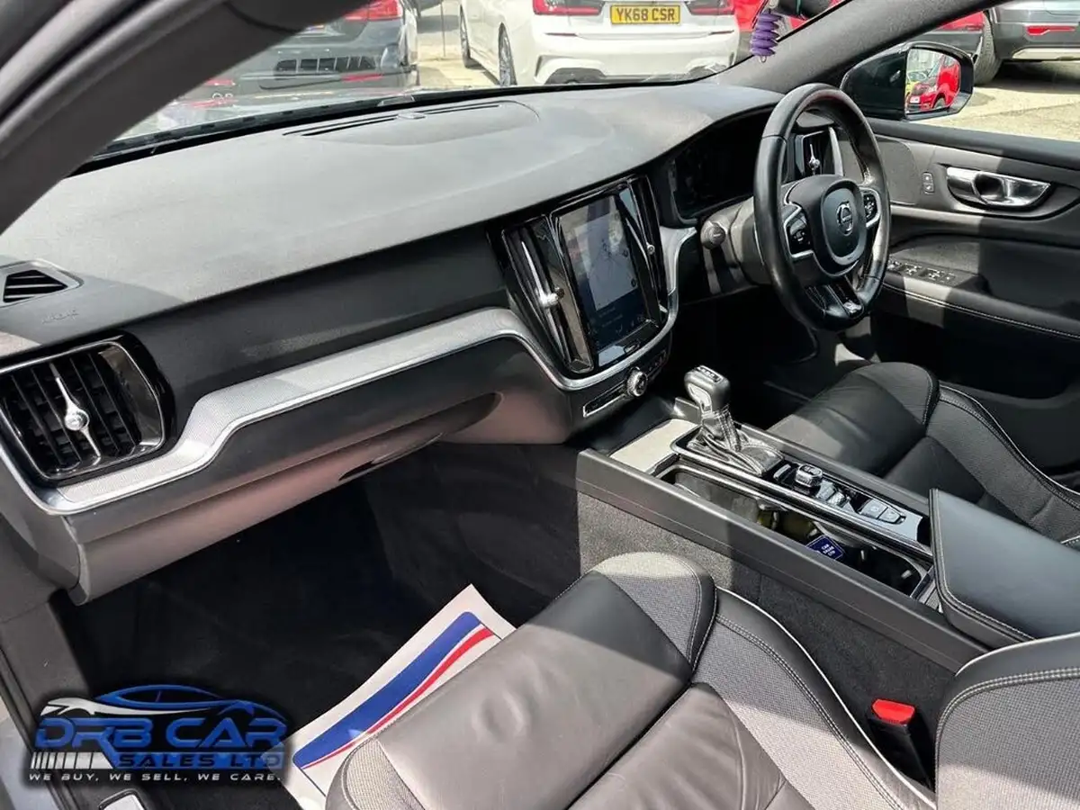 2019-volvo-v60-20td-d3-r-design-geartronic-big-16