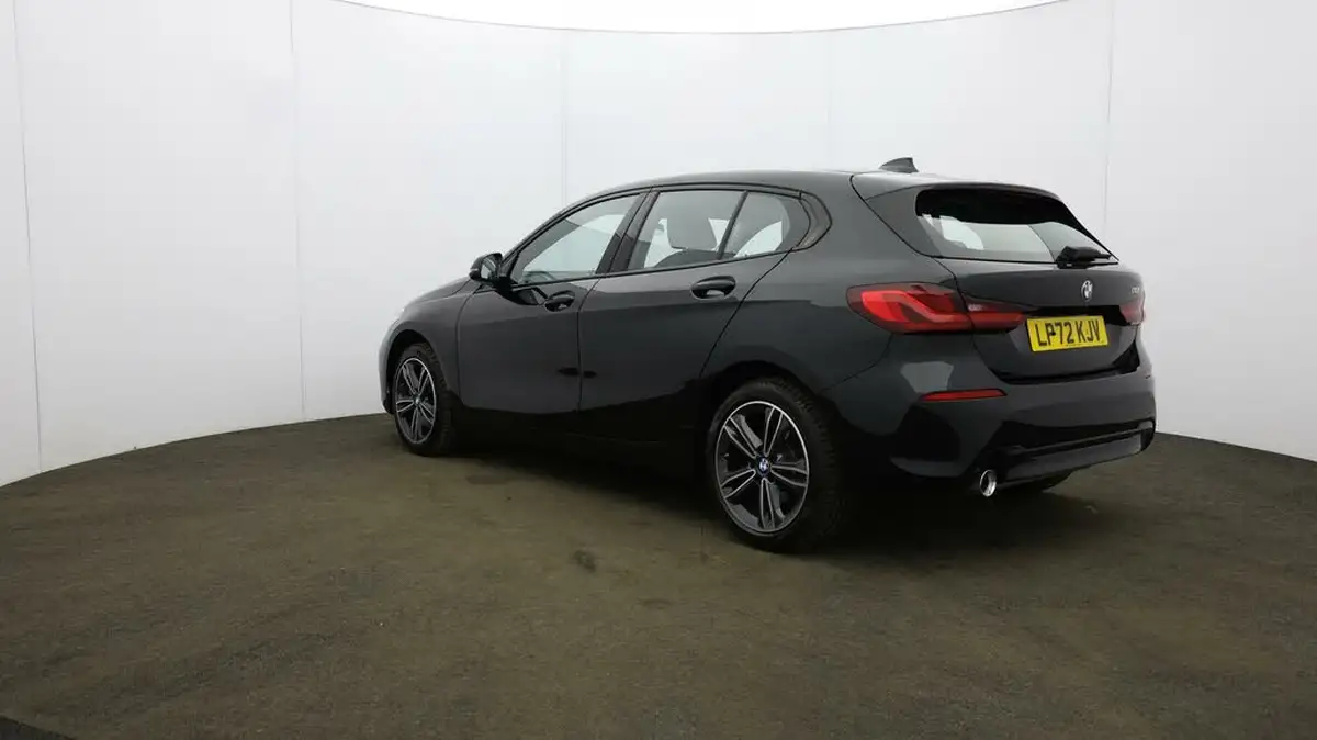 2022-bmw-1-series-15-118i-sport-dct-big-55