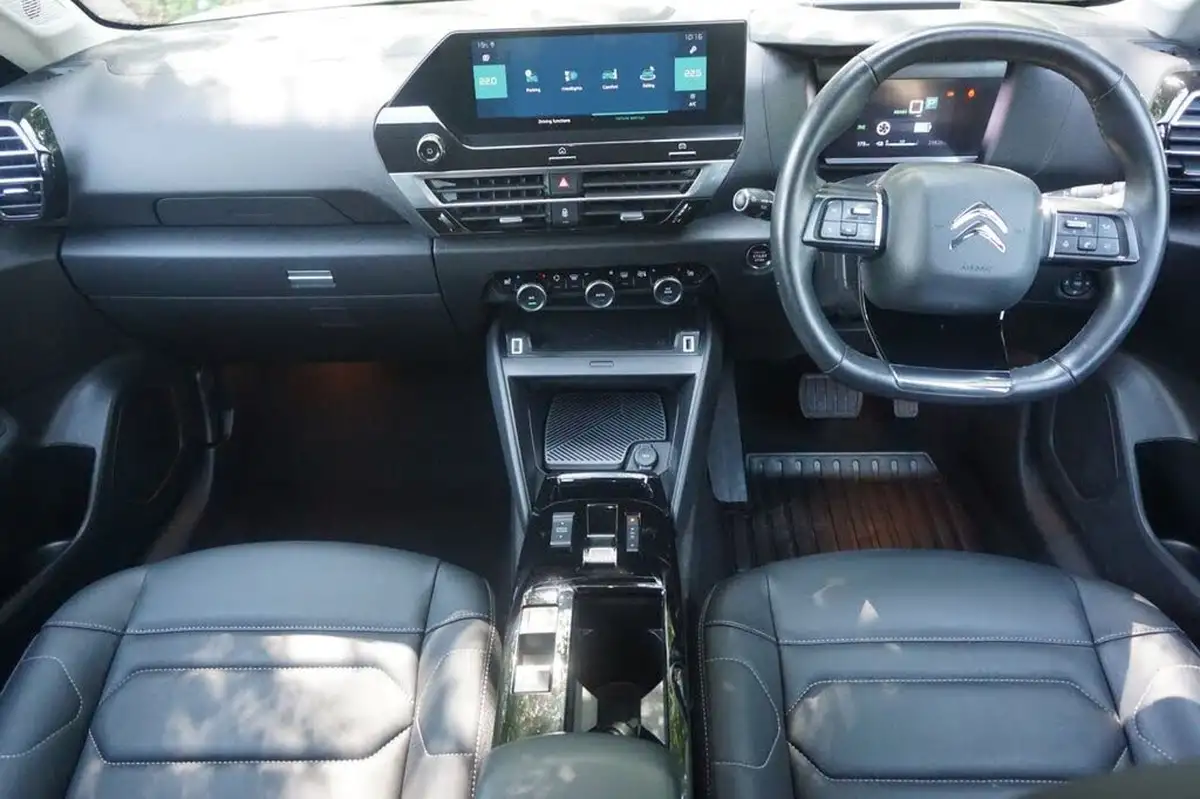 2021-citroen-c4-e-shine-plus-big-11