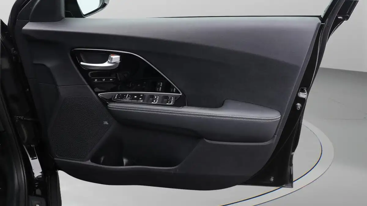 2022-kia-e-niro-ev-4-big-15