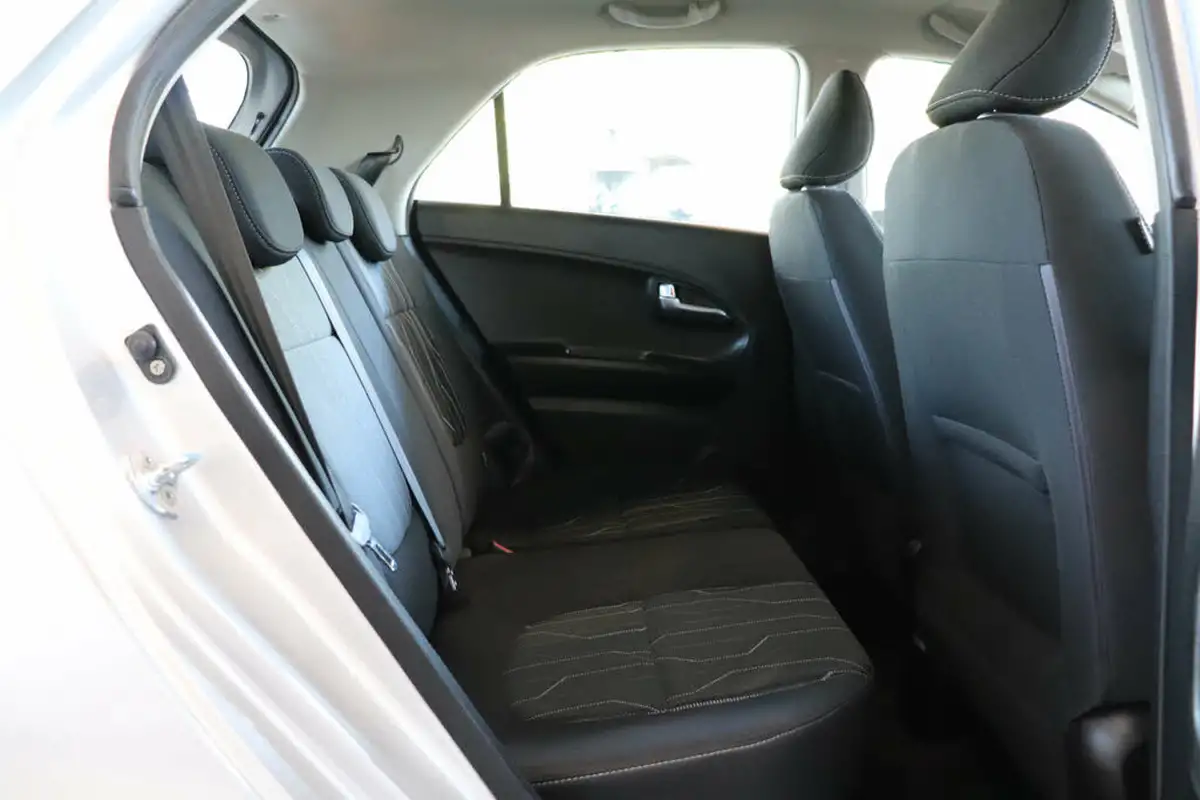 2016-kia-picanto-125-picanto-2-auto-big-23