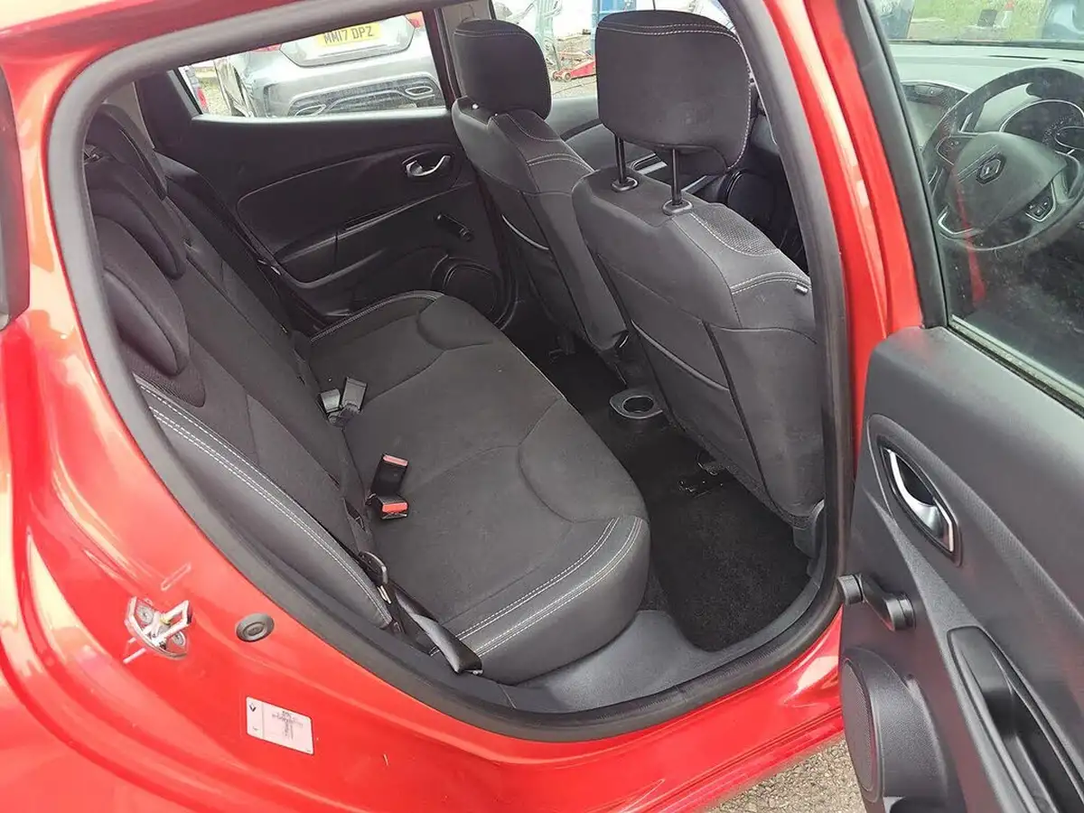 2018-renault-clio-12-dynamique-nav-big-9