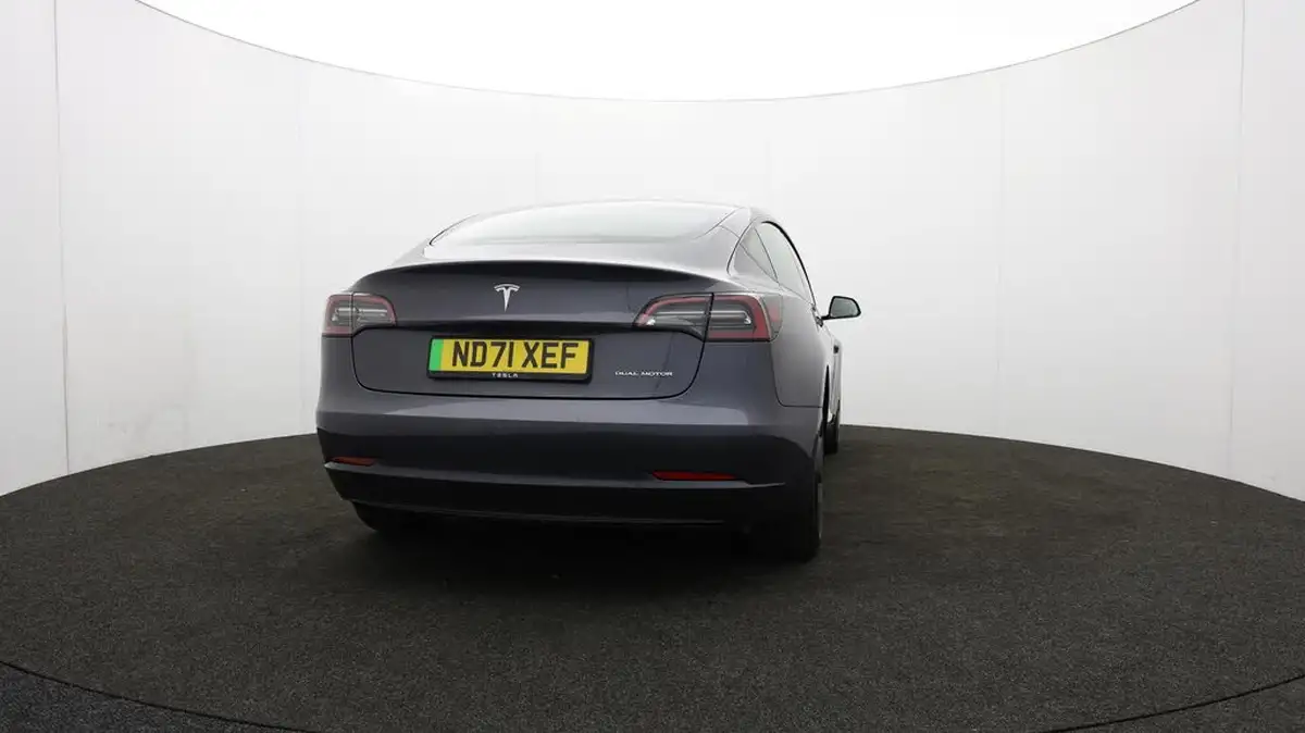 2021-tesla-model-3-e-long-range-awd-big-71