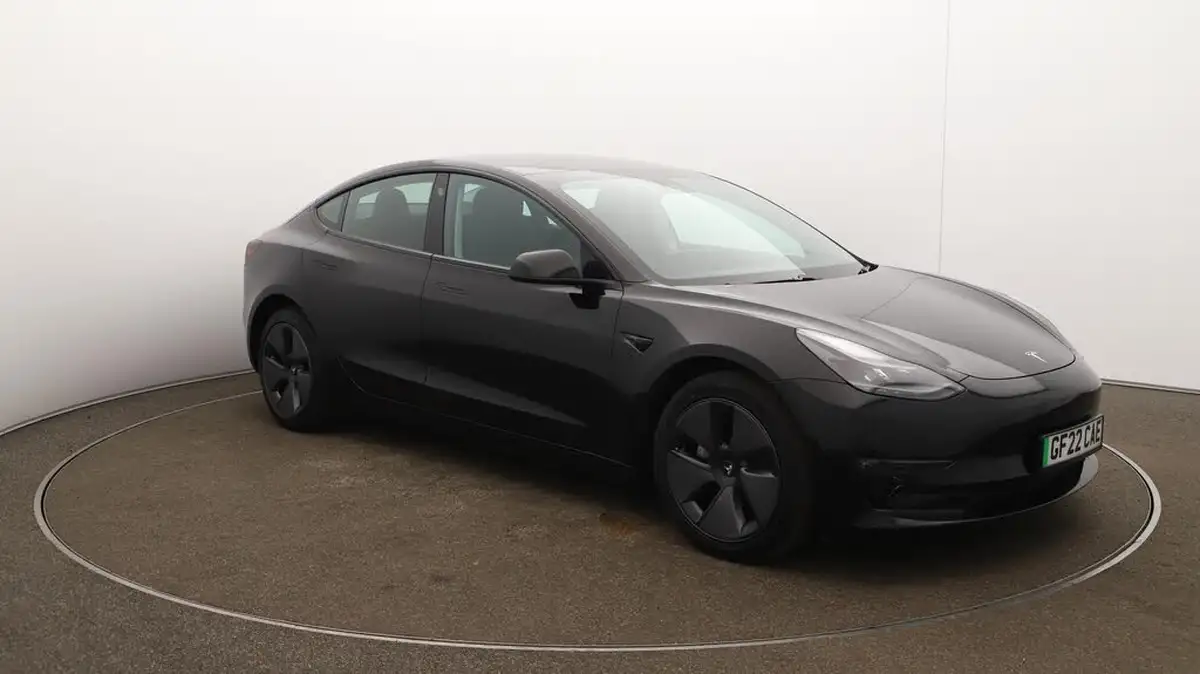 2022-tesla-model-3-e-long-range-big-27