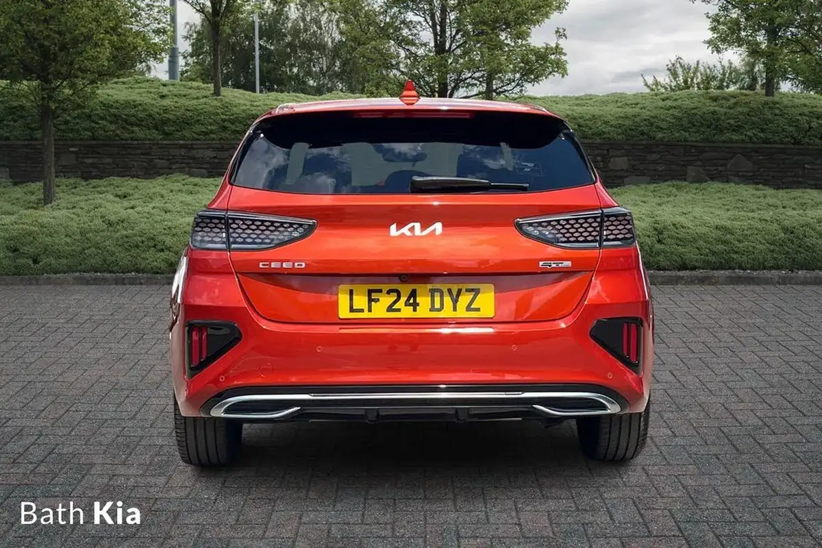 2024-kia-ceed-15-t-gdi-gt-line-138bhp-big-4