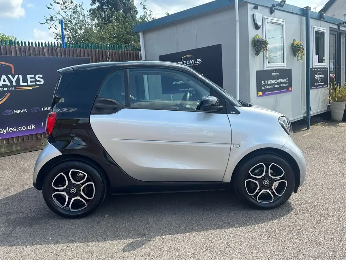 2015-smart-fortwo-09-prime-premiumss-twinamic-big-2