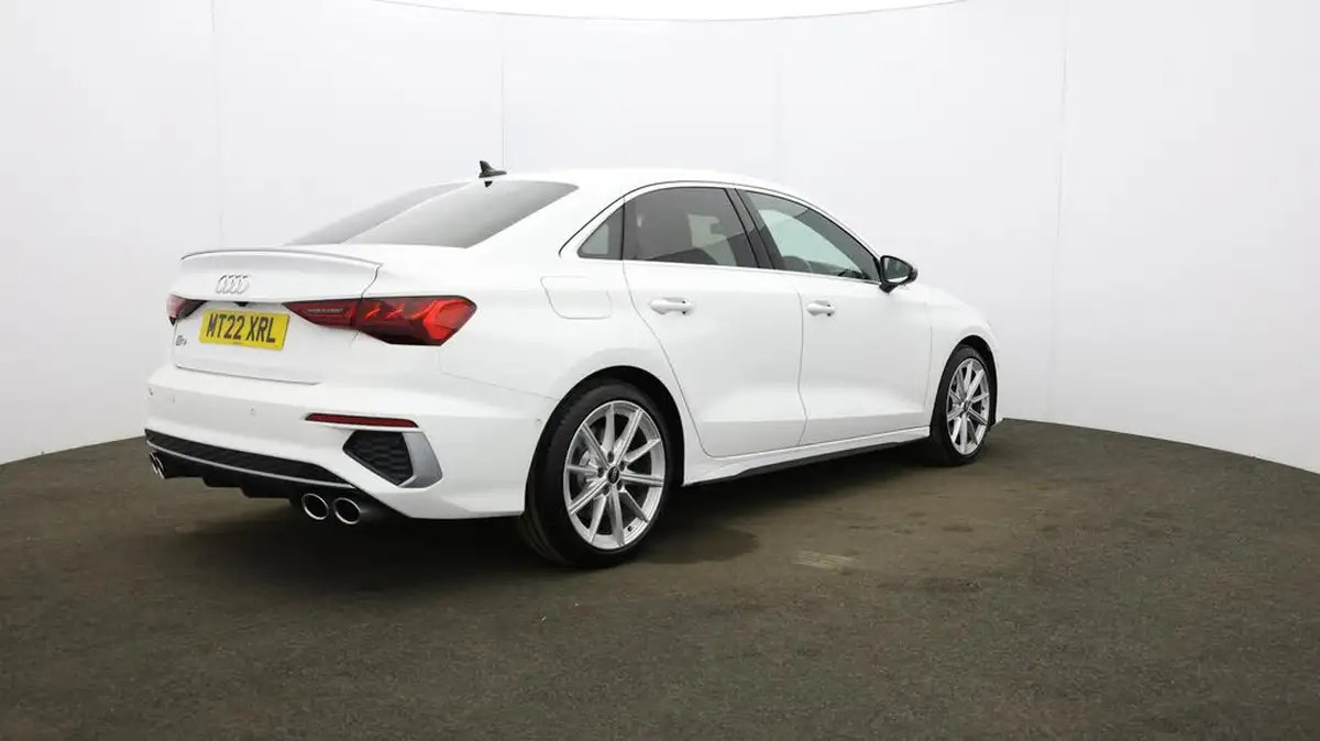 2022-audi-s3-20-tfsi-saloon-4d-big-59