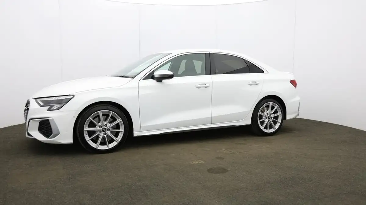 2022-audi-s3-20-tfsi-saloon-4d-big-35