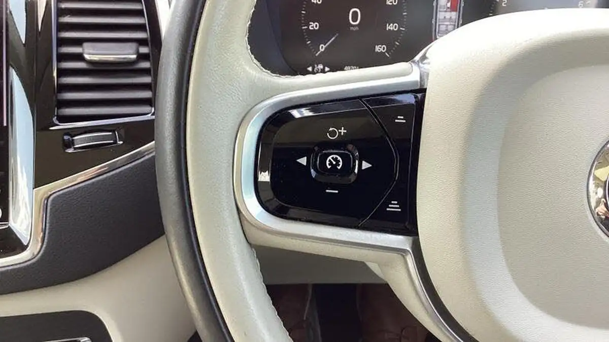 2020-volvo-xc90-20-b5-inscription-big-57