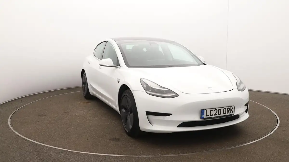 2020-tesla-model-3-e-standard-plus-big-34