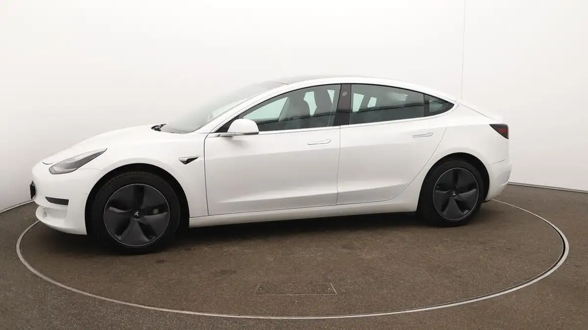 2020-tesla-model-3-e-standard-plus-big-58