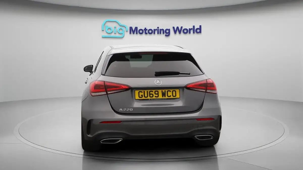 2019-mercedes-benz-a-class-20-a220-amg-line-hatchback-5d-big-6