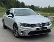 2017 Volkswagen Passat 1.4 TSI GTE Saloon 4d
