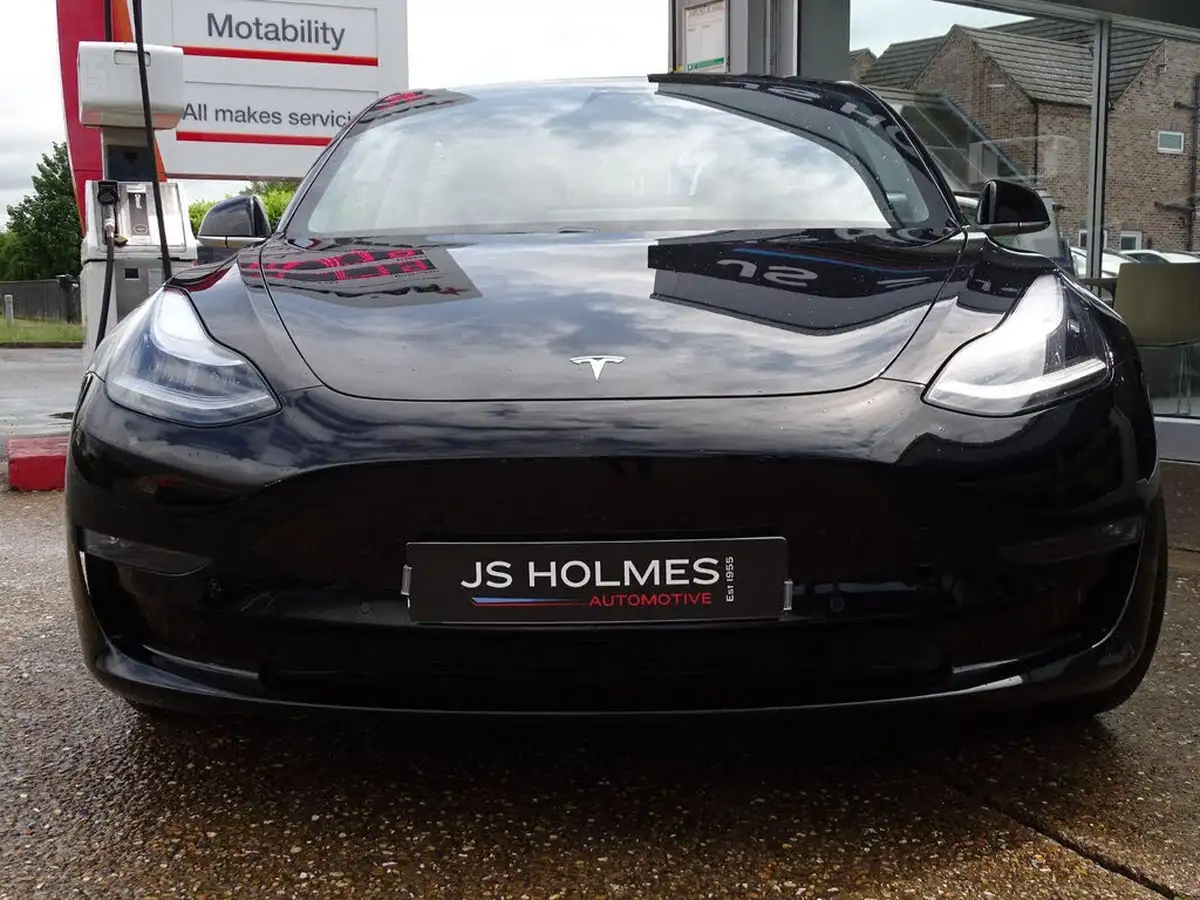 2020-tesla-model-3-e-long-range-big-6