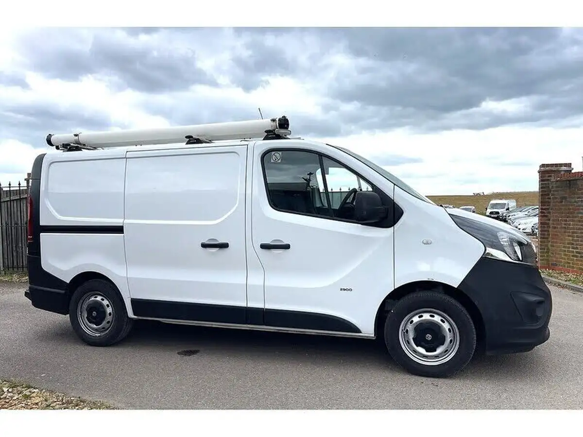 2016-vauxhall-vivaro-16cdti-2900-ecoflex-l1h1-90ps-panel-van-big-37