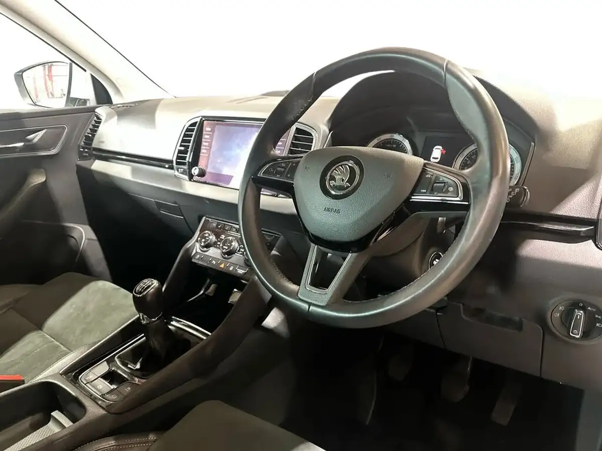 2020-skoda-karoq-15-tsi-se-l-big-7