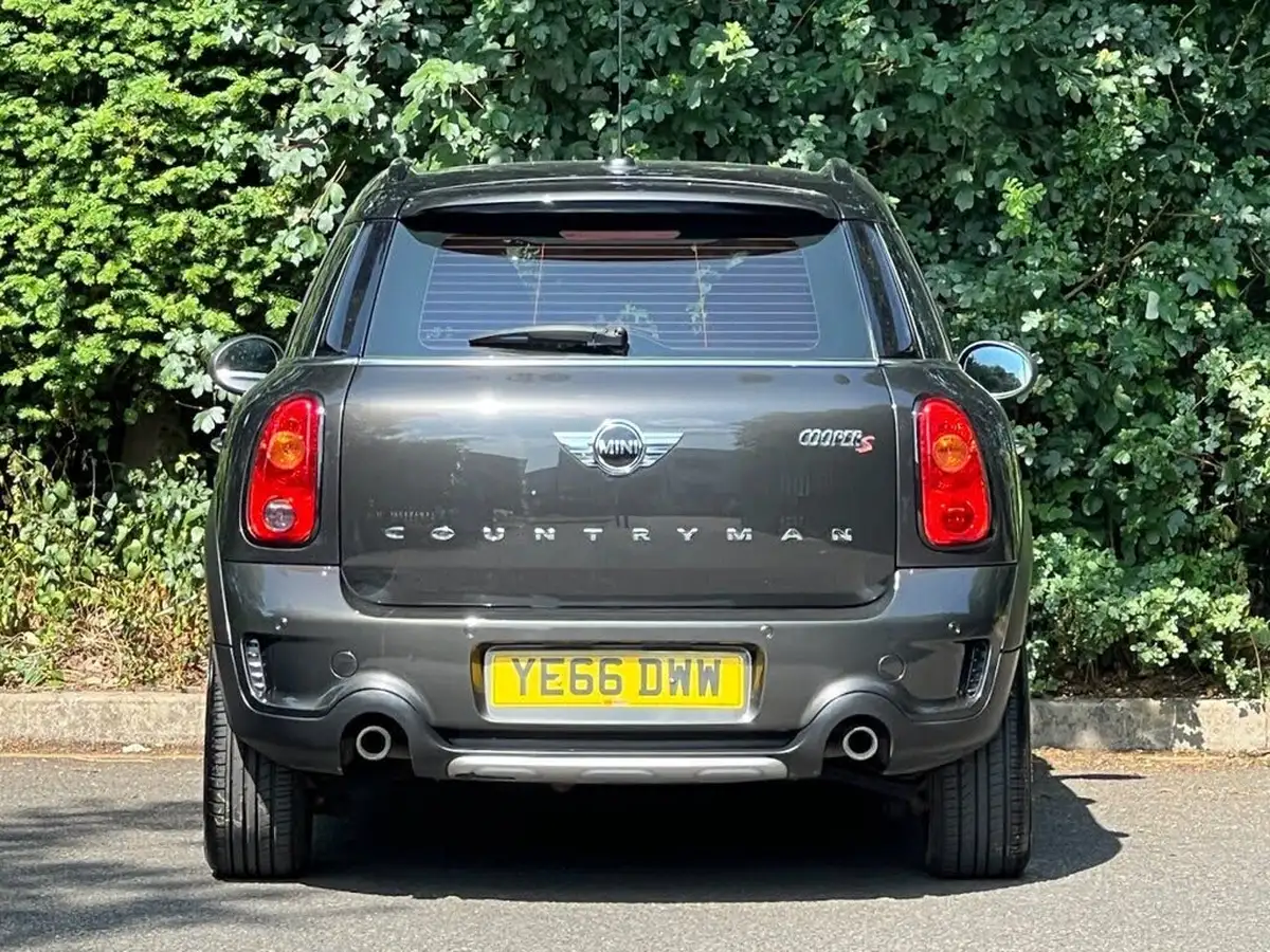 2016-mini-countryman-16-cooper-s-ss-all4-big-11