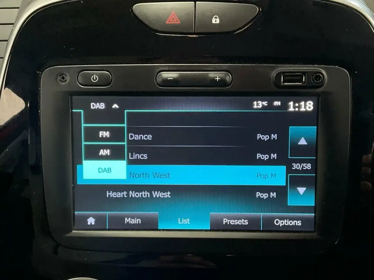 2019-renault-captur-09-tce-iconic-big-49