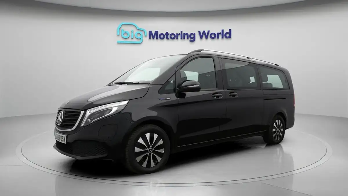 2022-mercedes-benz-eqv-e-eqv-300-sport-big-3