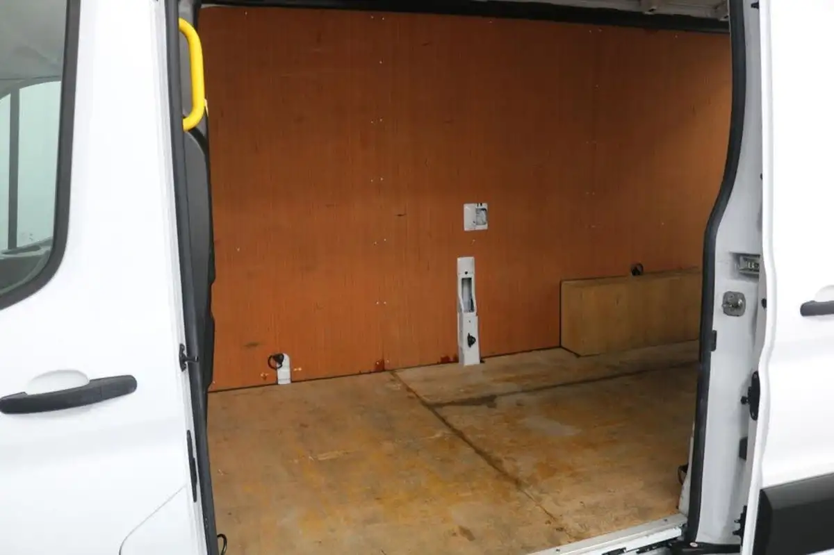 2022-ford-transit-big-13