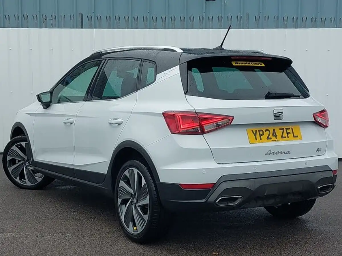 2024-seat-arona-10-tsi-fr-sport-115ps-big-1