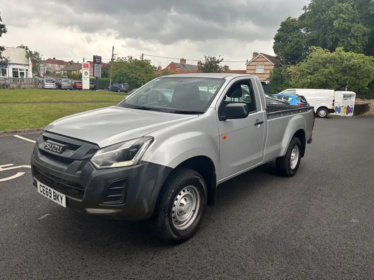 2019-isuzu-d-max-19td-utility-4x4-single-pick-up-big-2