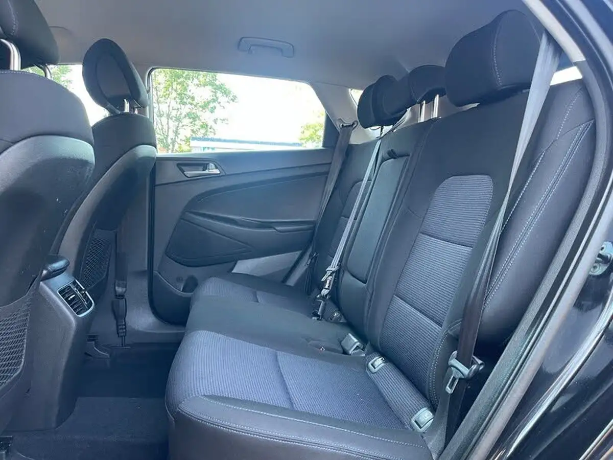 2017-hyundai-tucson-17crdi-blue-drive-se-141ps-dct-big-18