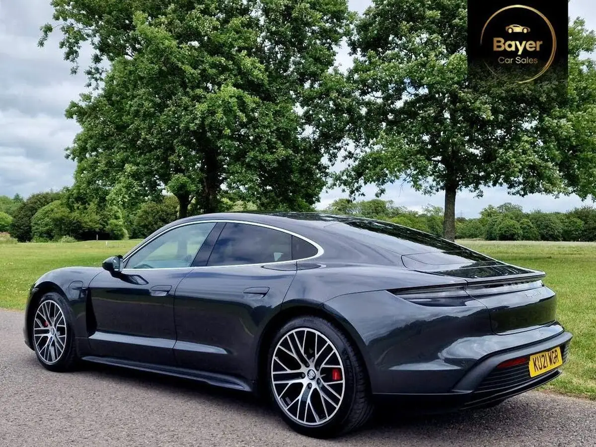 2021-porsche-taycan-e-4s-571ps-performance-battery-plus-big-5