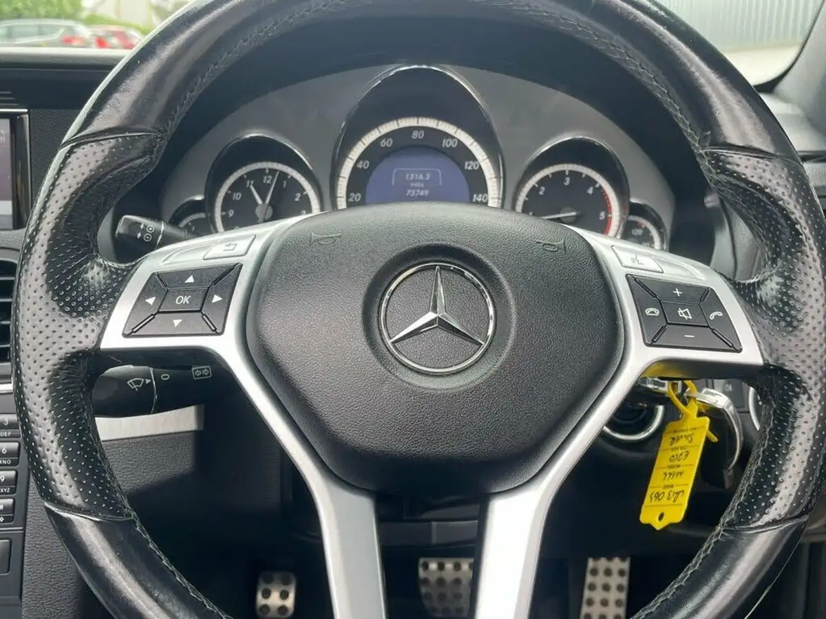 2013-mercedes-benz-e-class-21td-e220-cdi-sport-21cdi-170bhp-blue-f-cabriolet-2d-7g-tronic-big-28