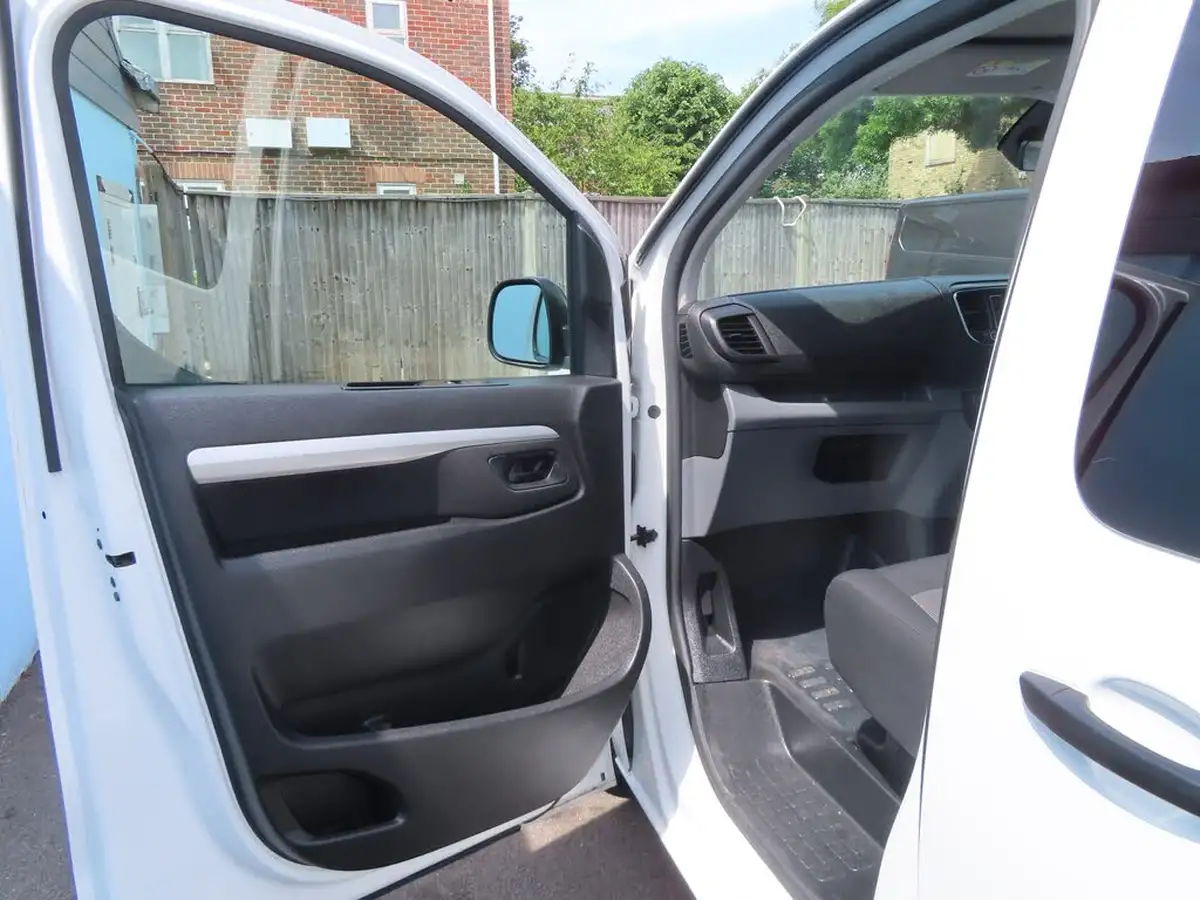 2018-citroen-dispatch-20bluehdi-enterprise-m-1400-crewcab-big-19