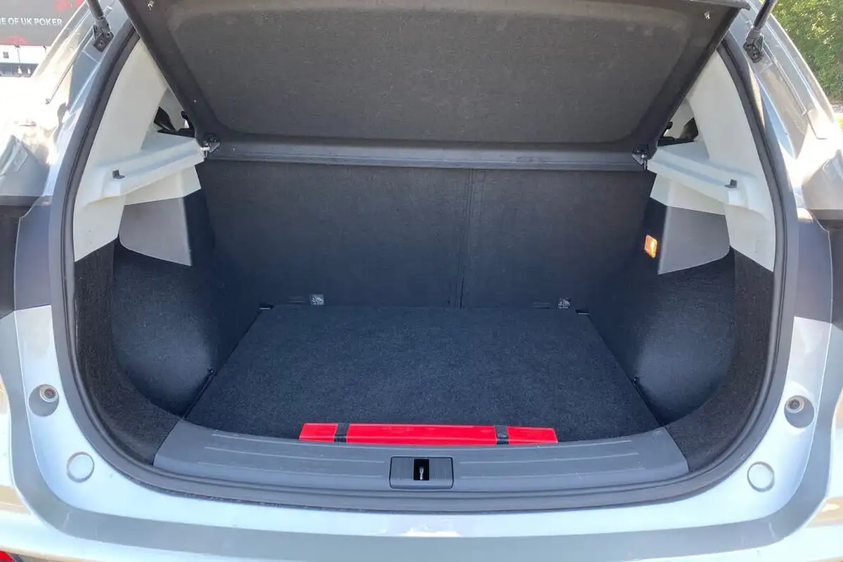 2024-mg-zs-suv-10t-gdi-exclusive-auto-big-13