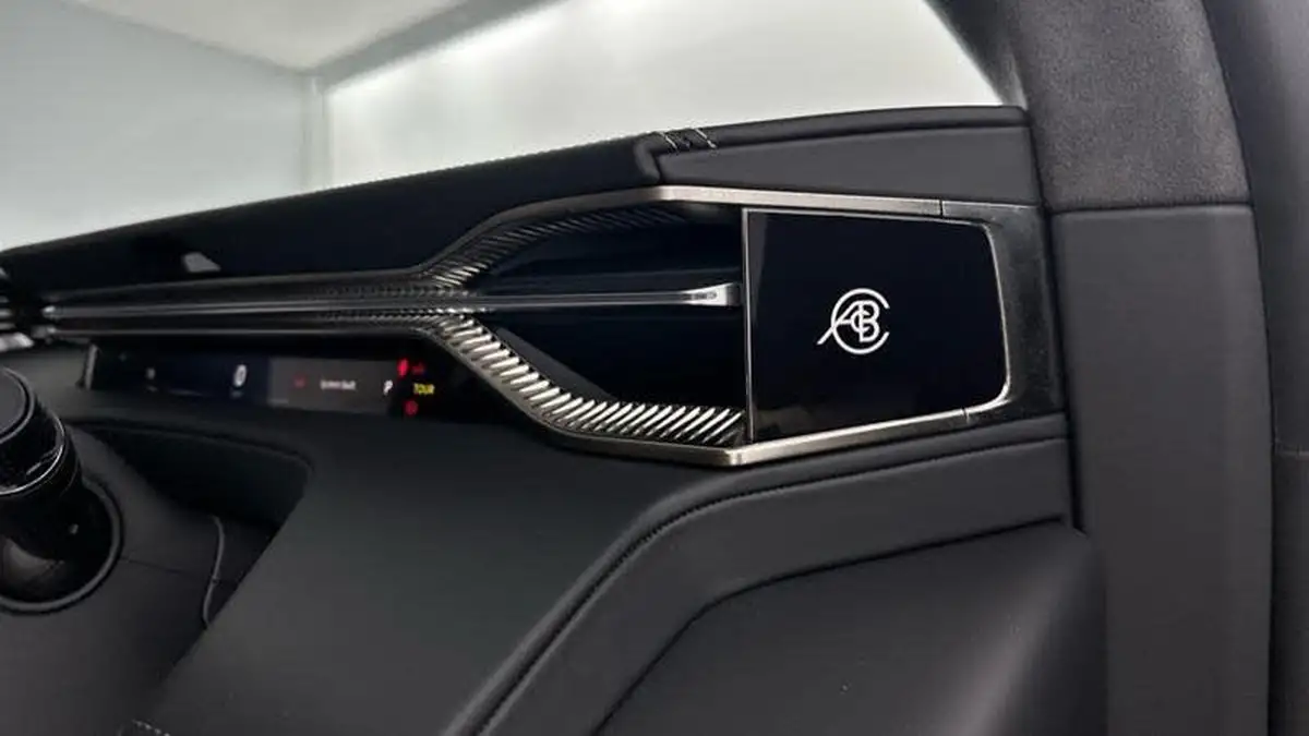 2023-lotus-eletre-e-big-21