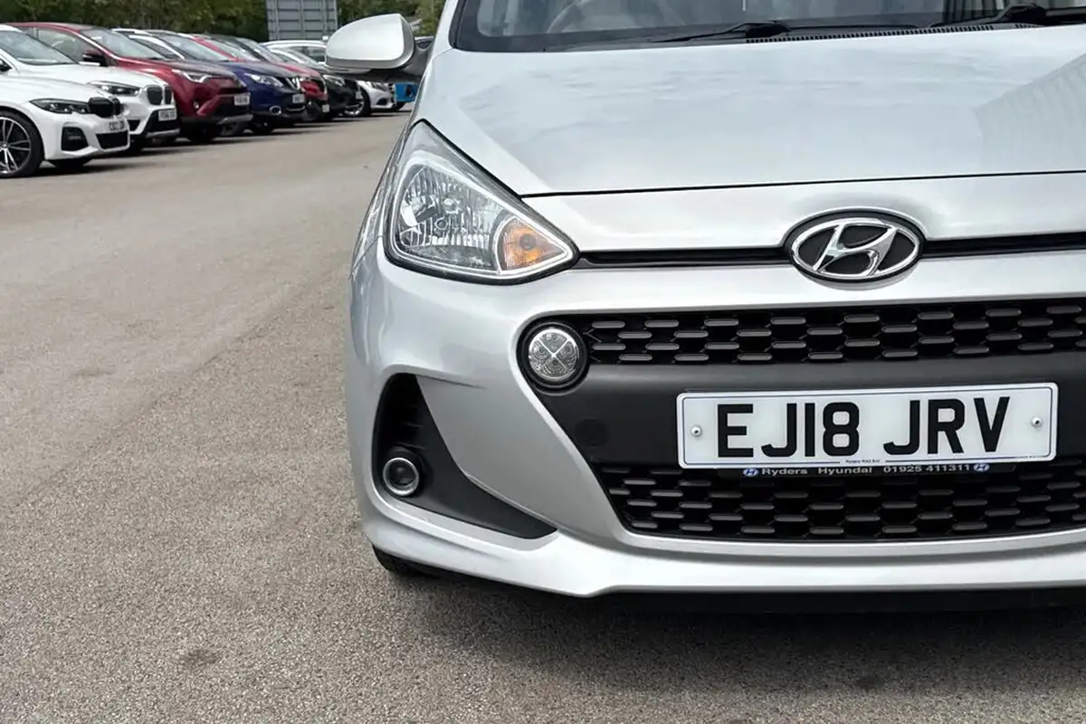 2018-hyundai-i10-10-premium-66ps-big-27