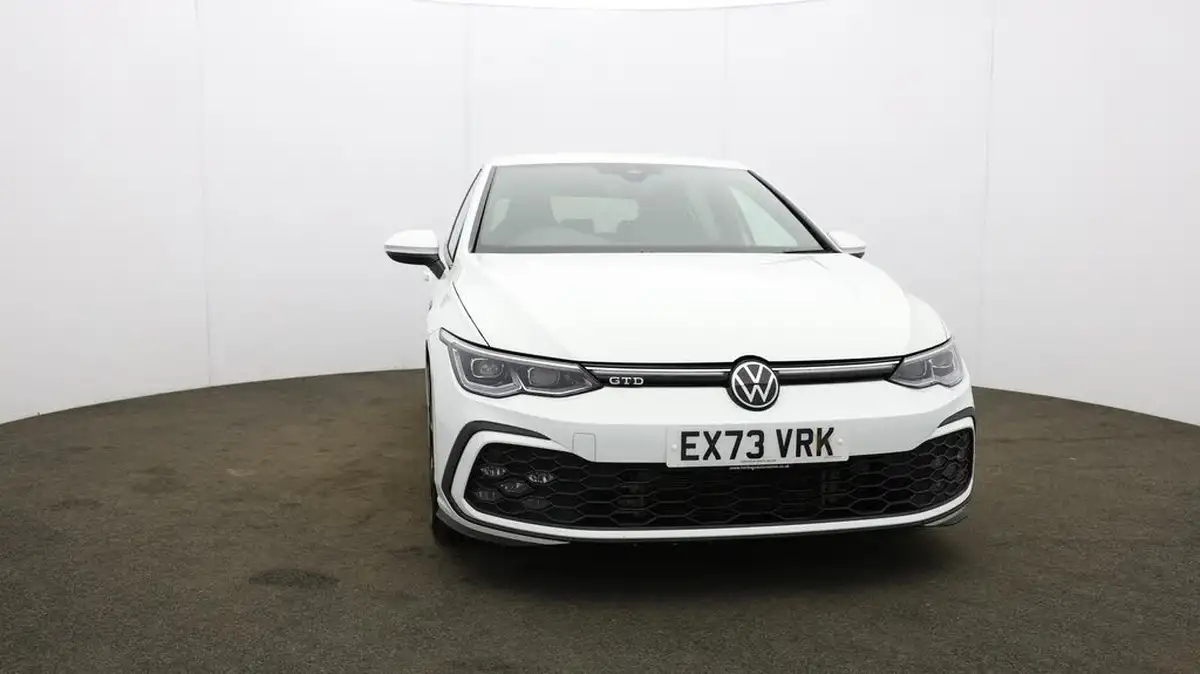 2023-volkswagen-golf-20tdi-gtd-big-35