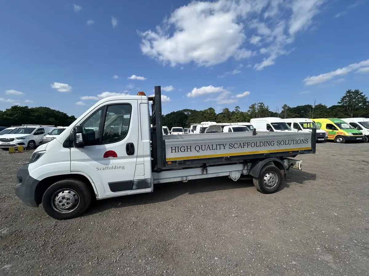 2015-citroen-relay-22td-35-l3-130-dropside-truck-big-10