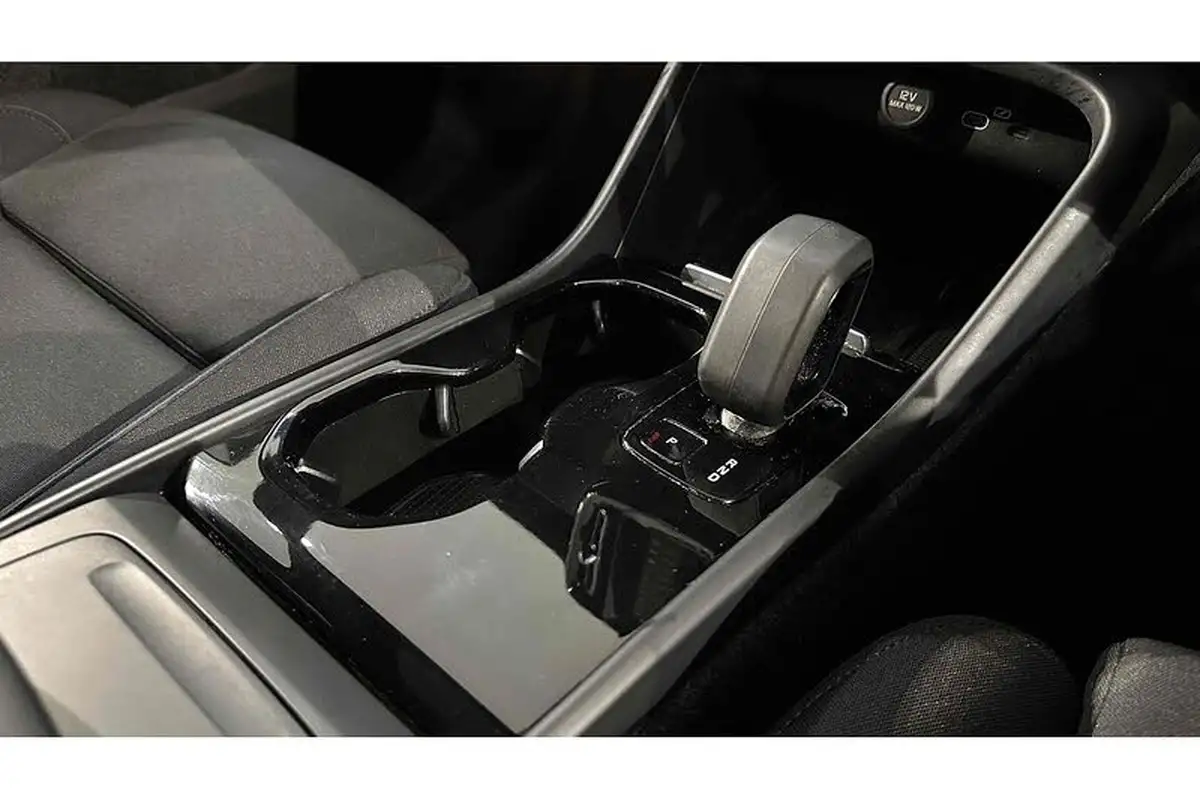2023-volvo-c40-e-recharge-plus-228bhp-big-46