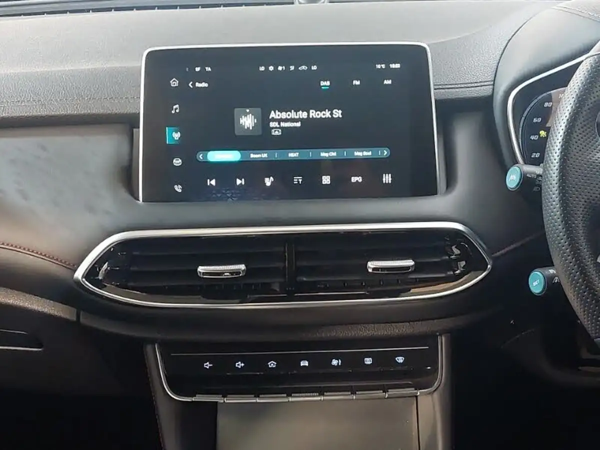 2024-mg-hs-15t-gdi-se-258ps-plug-in-hybrid-1490cc-auto-big-10