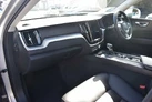 2017-volvo-xc60-20td-d4-momentum-geartronic-small-13