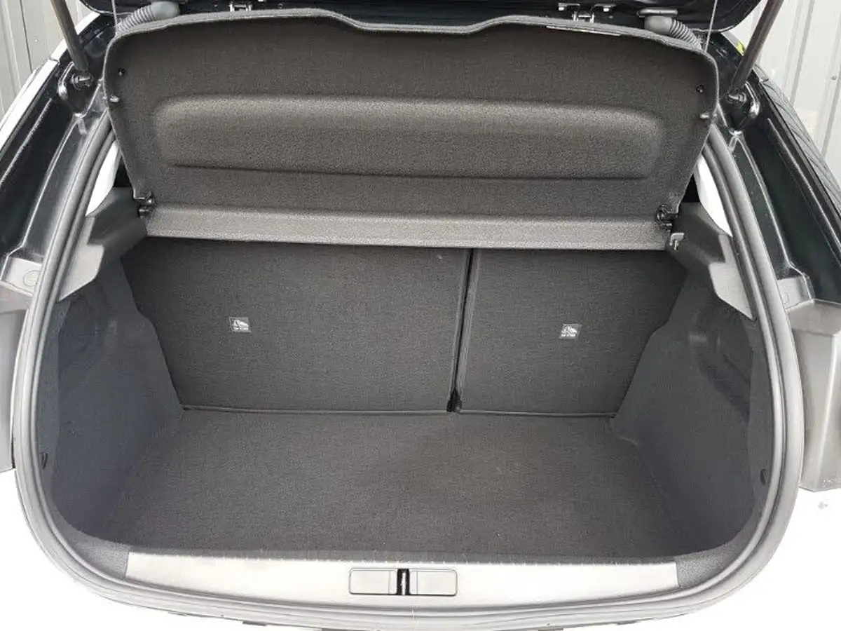 2022-vauxhall-corsa-12-turbo-elite-edition-big-7