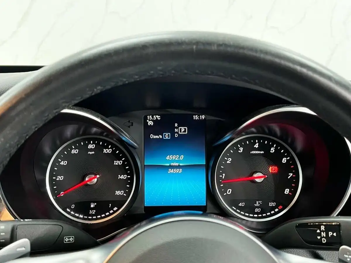 2019-mercedes-benz-c-class-20-c300-amg-line-ss-saloon-4d-big-25